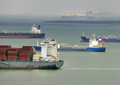 美國海關(guān)查獲中國產(chǎn)非法電子煙:9萬裝置7.5