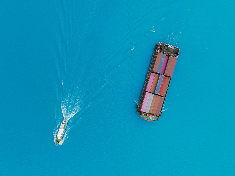 特朗普貿易戰：亞洲出口貨運量下滑，船只停運