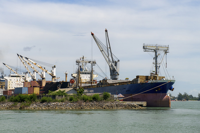 英國北海撞船事故更新：集裝箱船船長被捕