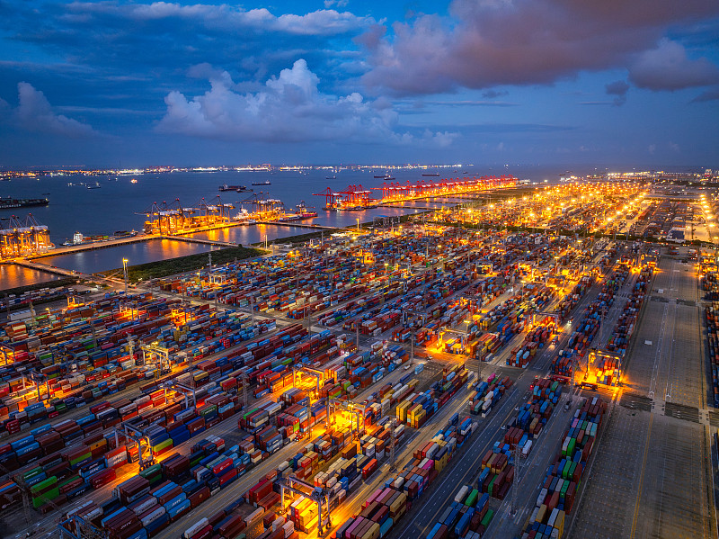 局勢仍緊張！???????今年紅海改道的船舶數量有所增加