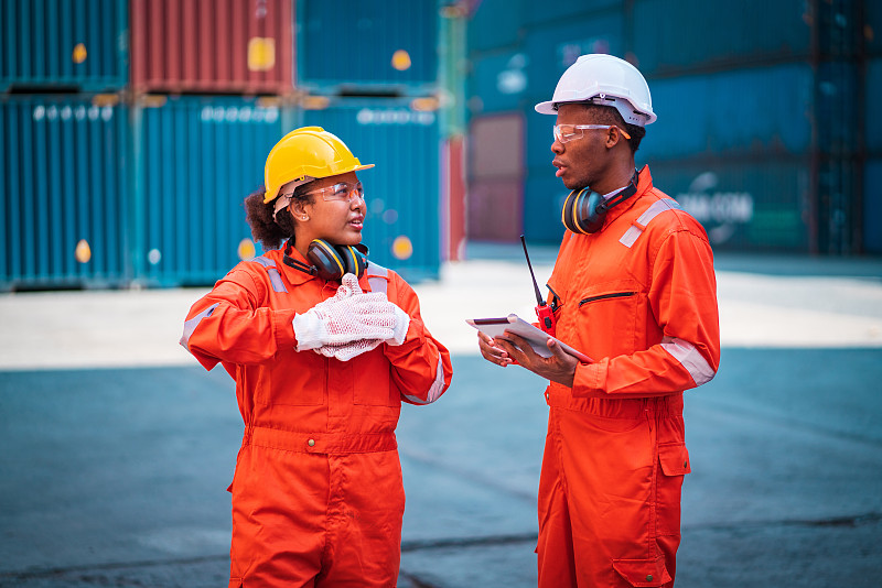 國際快遞DPD英國與Yeep！強強聯手（計劃新增8000個智能包裹柜）