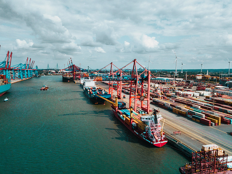 華貿物流：截至2024年底自營海外倉超40個