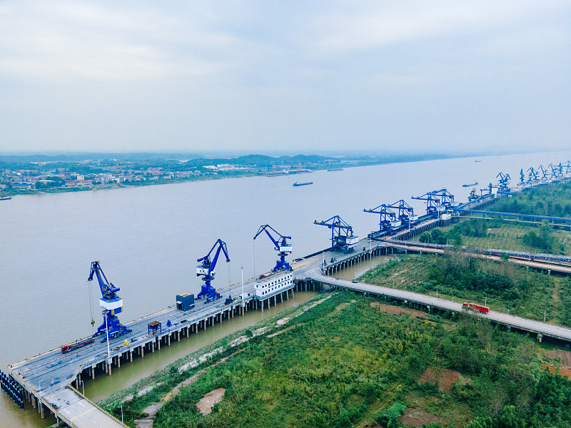 新石器無人車投入運營車輛超6600輛