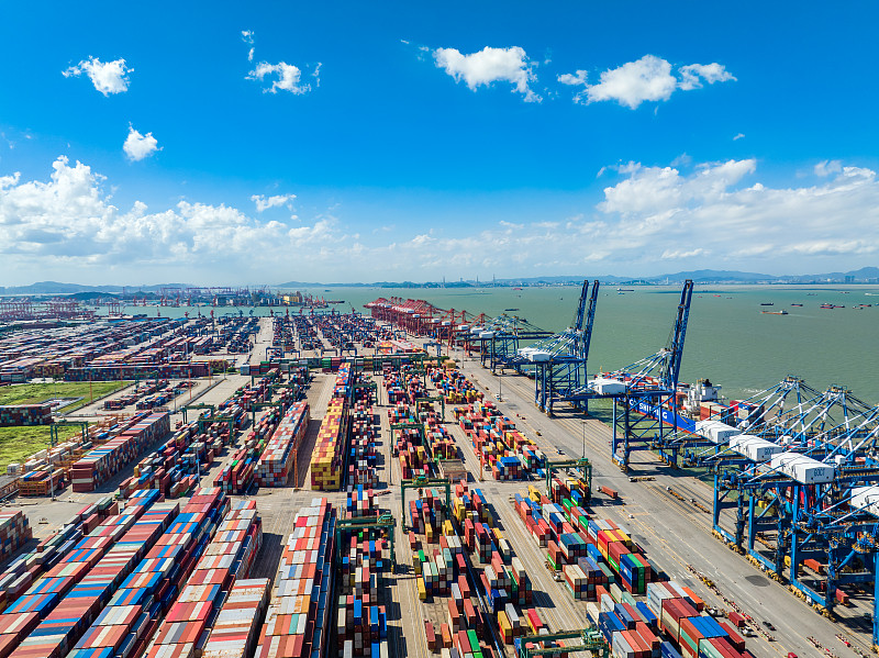 全國首單跨境人民幣集裝箱出口融資租賃業務落地天津