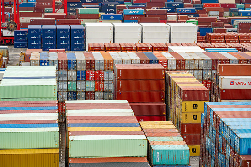 公交車送快遞，郵政、順豐、京東物流等巨頭紛紛入局