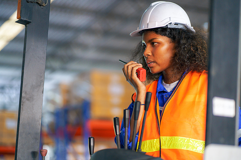 前三季度中國社會(huì)物流總額同比增長5.4%上海國際物流