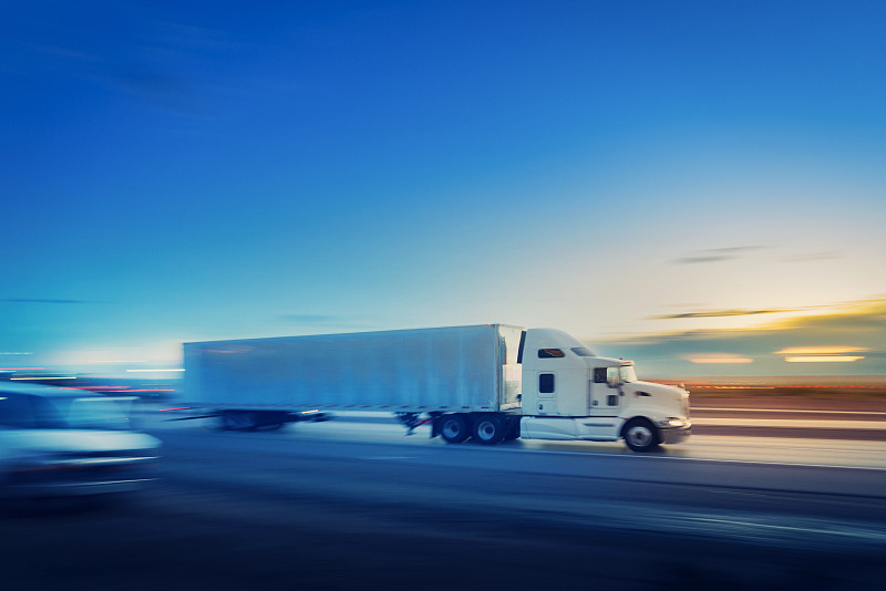 順豐特步簽約共建行業低碳標桿