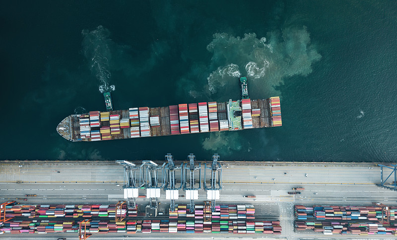 邊提價邊打折中國航空業虧損錯在機制扭曲上海國際空運