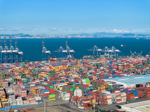 10月起,美國將對家具和藥品加征最高100%關(guān)