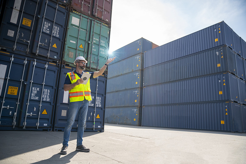 河南航空港109輛新能源環衛車集中交付，年減碳4000噸