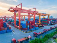 國際海運集裝箱運價雪崩式下跌（行業至暗時刻來了嗎）