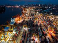 物品浴巾從上海市采用輪船配送至北歐——雷克雅未克