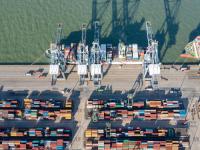 貨代做妖！大批量賣家貨柜在深圳海關被查扣，FedEx和UPS征收臨時附加費