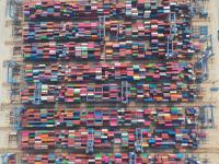 商品車(chē)載加濕器經(jīng)青島市選取輪船速遞抵到歐美