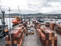 貨品阻燃板經南昌市選取飛機貨運抵達匈牙利——索爾諾克