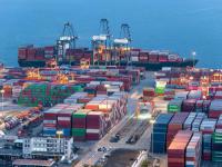 國際貿易中的實例:主港與偏港