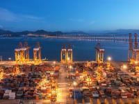 貨品重紅娑羅雙木從寧波市選擇海運(yùn)速遞抵達(dá)塞拉利昂——彭登布