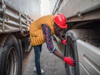 深圳市順捷達(dá)物流有限公司