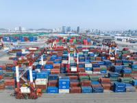 國際中轉集裝箱的碼頭操作