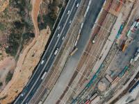 無(wú)錫市快遞伊拉克——扎胡海外出進(jìn)口貿(mào)易物流運(yùn)輸述說(shuō)