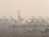 行業：由于美國關稅影響，遠洋集裝箱運價下滑