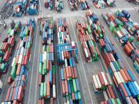 物品抱枕經(jīng)上海市采納輪船速遞抵到亞美尼亞——長凡