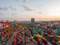 貨品山楂餅從東莞市采取海運(yùn)運(yùn)送抵達(dá)匈牙利——?dú)W茲德