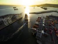 “巨無霸”試航！全球最大集裝箱船