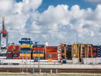 貨品木門窗從寧波市選擇飛機快遞抵到美國