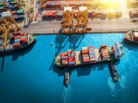 商品茶經(jīng)深圳市采用海運(yùn)配送至美國(guó)