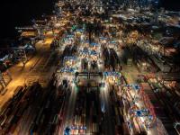 特朗普到訪美聯儲 再次希望鮑威爾降息