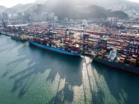 RCEP紅利釋放（亞太區域海運艙位爭奪戰與中轉樞紐競爭力評估）