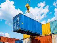 國際空運費暴漲期如何省錢？淡季囤貨與分批發貨策略