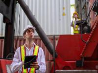 清關慢，關稅高、合規難，被動的賣家如何過好物流關？