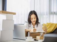 國際海運旺季提前 “夭折”（太平洋集裝箱運價再現暴跌）