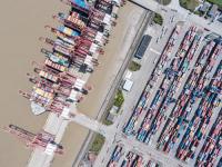 “大面積停擺”消息不實 郵政快遞業春節“不打烊