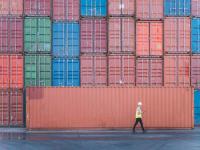 順豐同城攜手海王星辰、國藥太極發放騎士防暑物資包